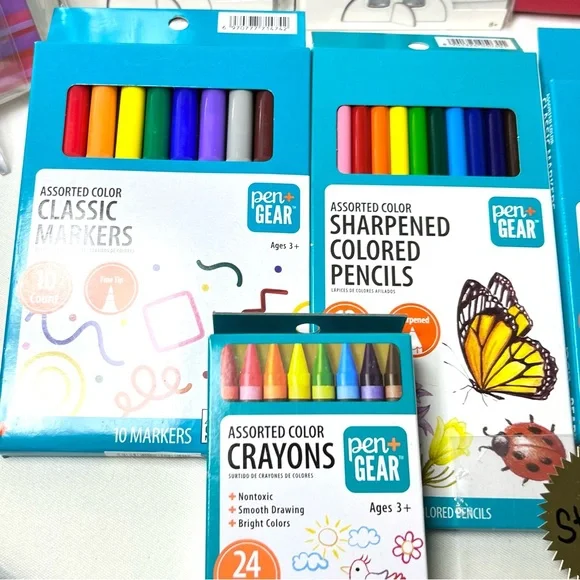 AMERICAN GIRL COLLECTION #13 ARTS & CRAFTS - Picture 4 of 12